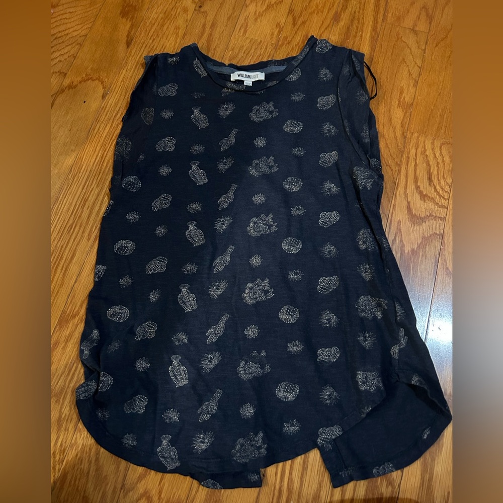 William Rast sleeveless blue top gold succulents pattern Small split back